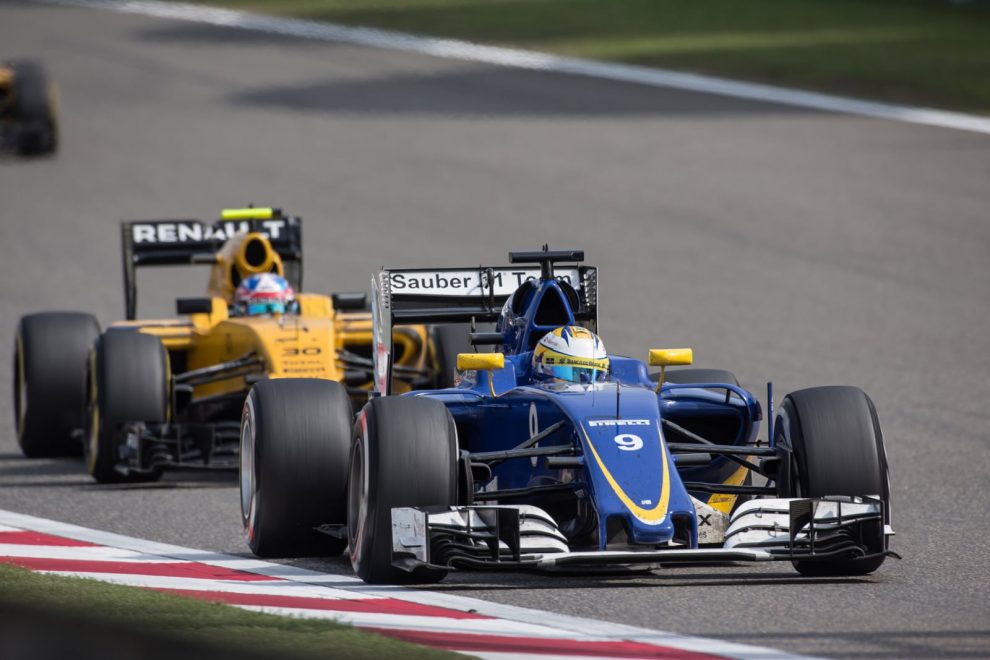 Sauber ahead of Renault: Who will be successful first in the hunt for first World Championship points? We can be curious and hope for the Swiss.