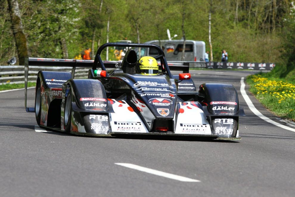 Una prima con ostacoli: Marcel Steiner è riuscito a completare solo una corsa con la sua nuova auto sportiva LobArt.