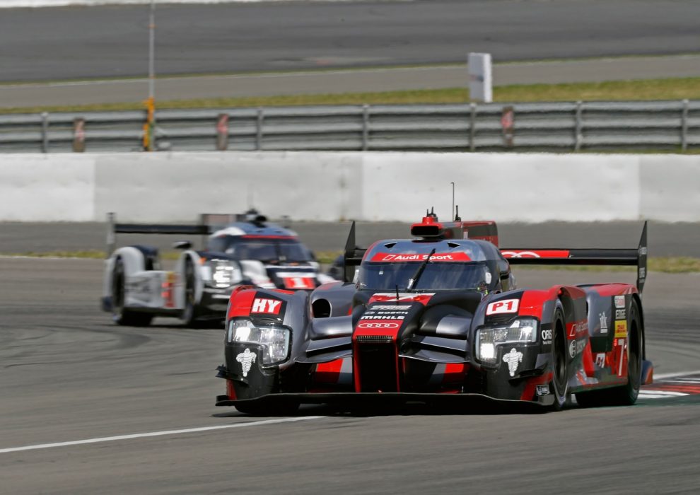 Retour en tête : l'Audi R18 de Fässler/Lotterer a certes été la voiture la plus rapide sur le Nürburgring, mais la victoire est revenue à la Porsche numéro 1 des champions du monde Webber, Bernhard et Hartley.