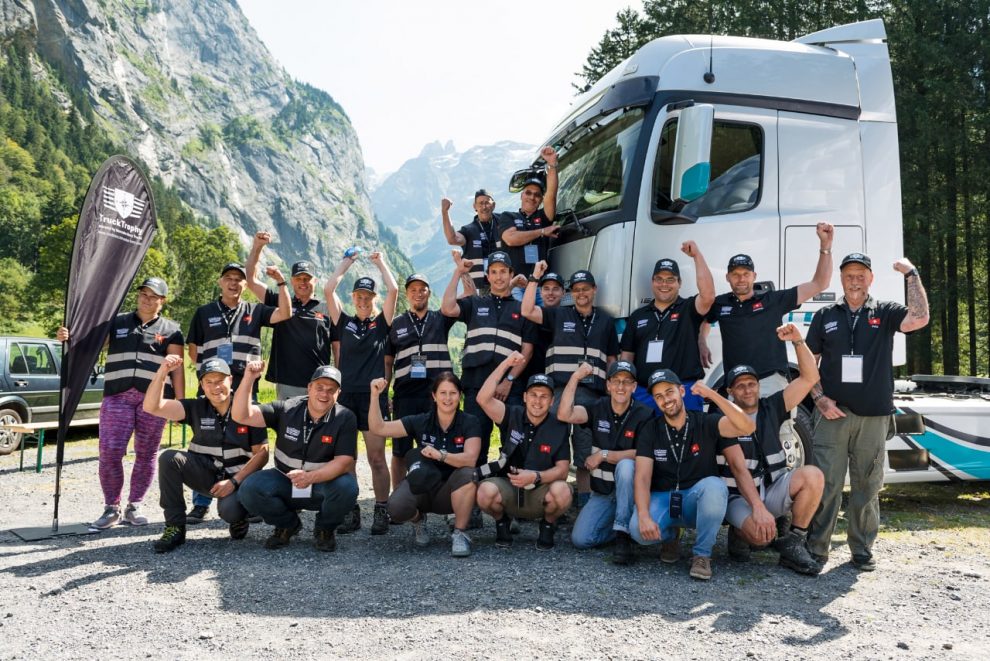 Qualifying-Teilnehmer: Mehr als 300 Chauffeurinnen und -Chauffeure verschiedener Marken haben sich über Roadstars, dem interaktiven Trucker-Portal von Mercedes, für das Qualifying beworben. 20 kamen dann in die engere Wahl.