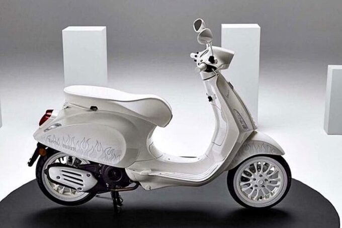 Justin Bieber x Vespa