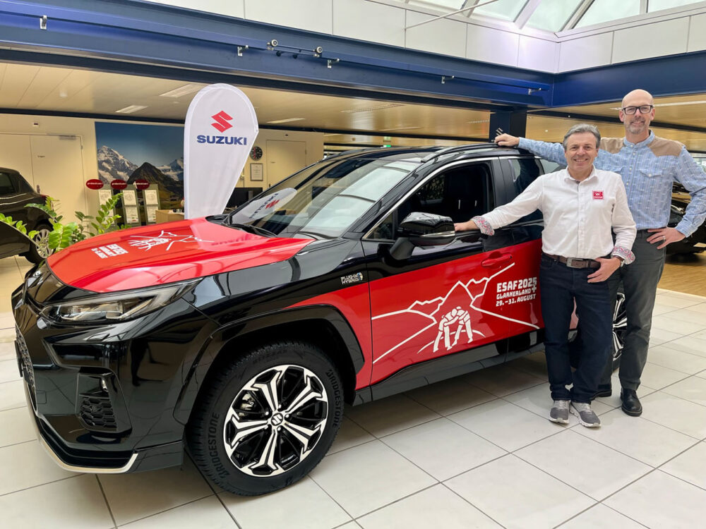 Fête de lutte suisse et des jeux alpestres Le CO roule en Suzuki Across autosprint